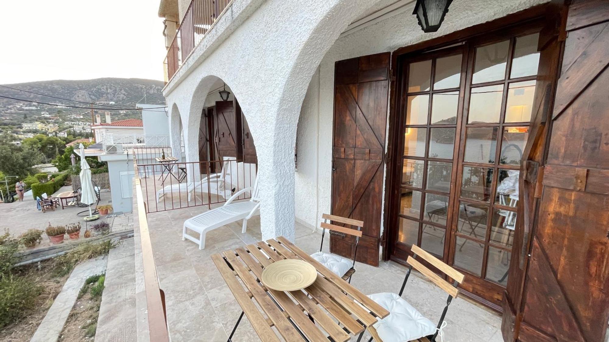 Zenso Studios Tolo Exterior photo